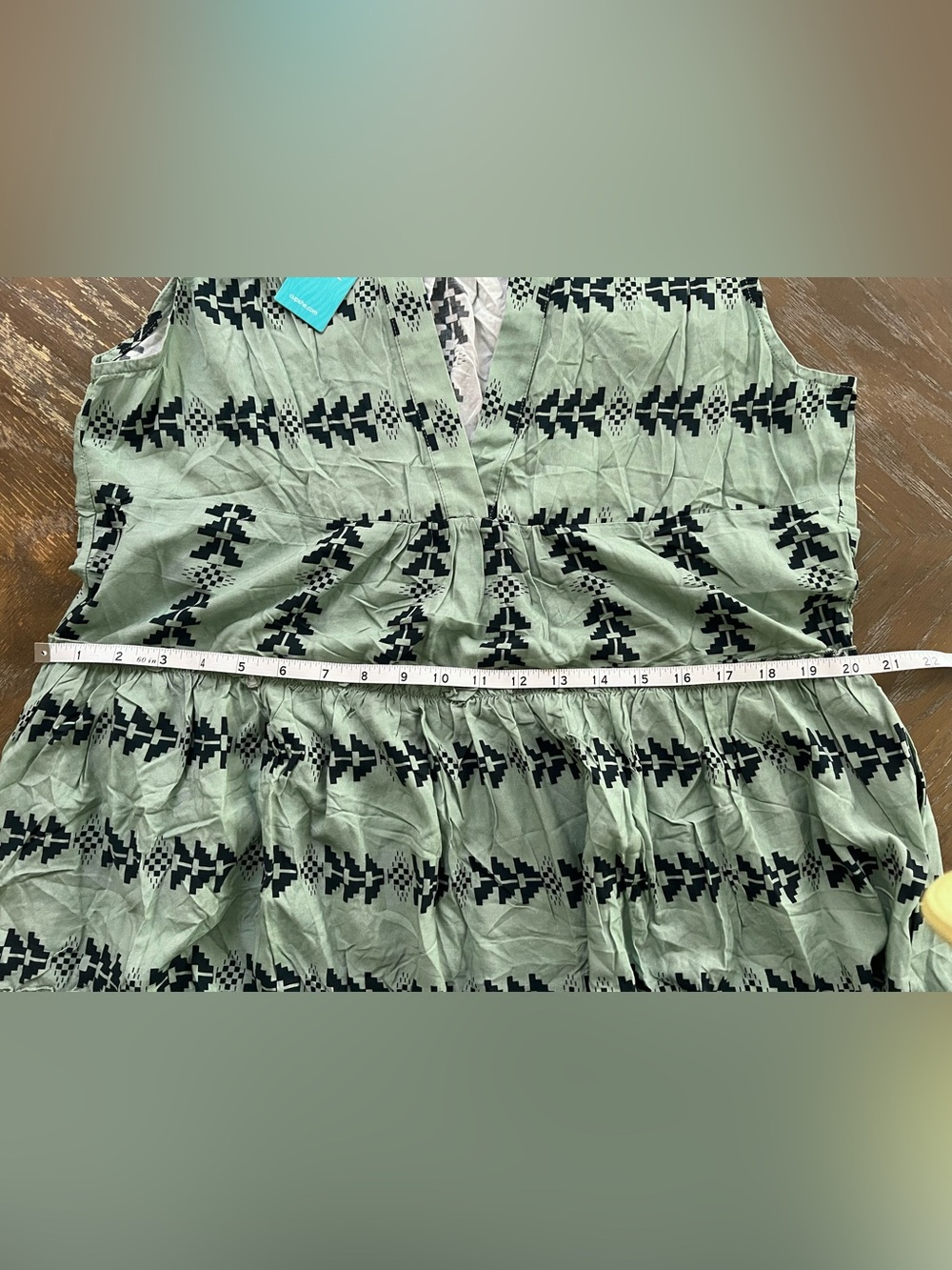 Sleeveless Green Patterned V-Neck Summer Dress - Picture 7 of 8